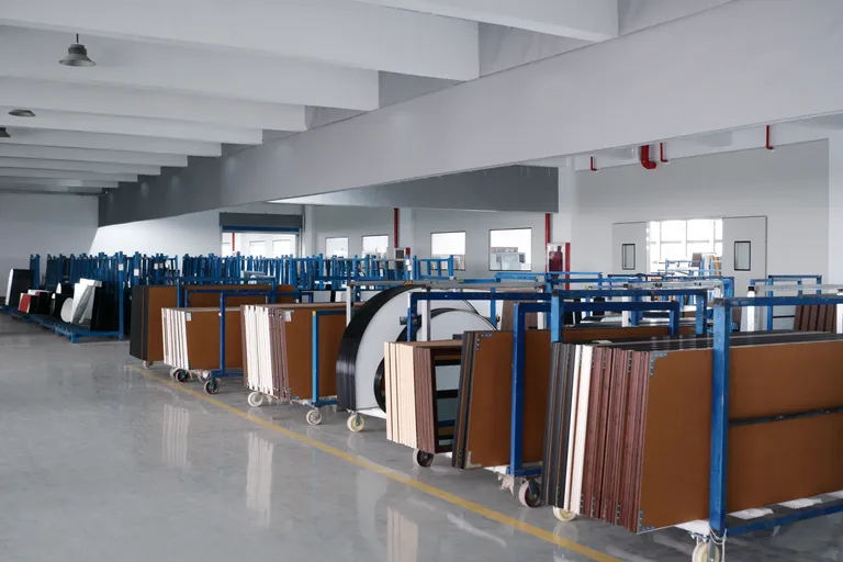 Chengtai Mirror manufacturing facility in Jiaxing — view 6