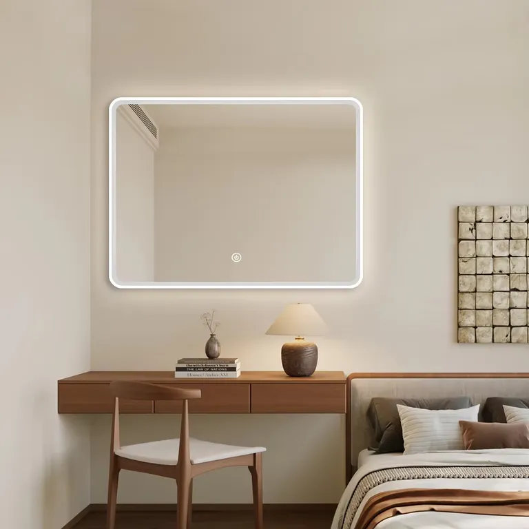 מראת LED מודרנית לאמבטיה עם מסגרת אלומיניום חלקה