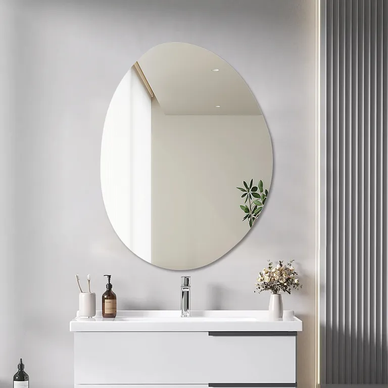 Specchio da bagno irregolare lucidato senza cornice