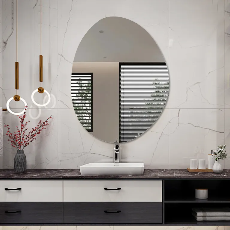 Specchio da bagno irregolare lucidato senza cornice